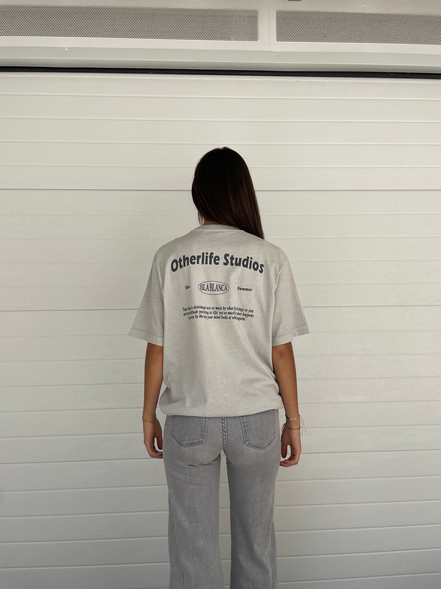 Isla Blanca light grey tee